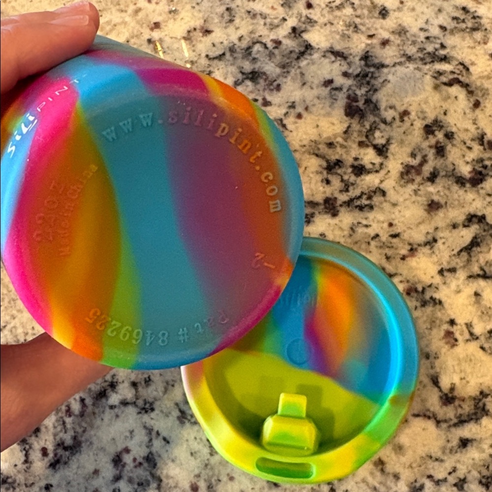 Colorful Silicone Silipint Tumbler 22oz - Picture 3 of 4